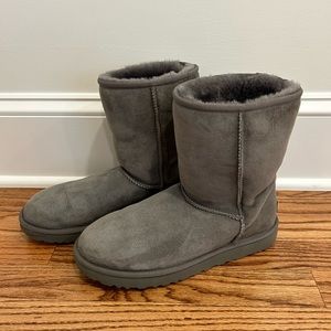 UGG Classic Short II - Women’s Size 10